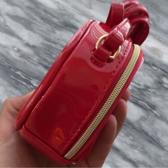 NWOT Marc Jacobs Mini 4” Red Patent Leather Crossbody Round Canteen Bag Purse - Picture 5 of 8